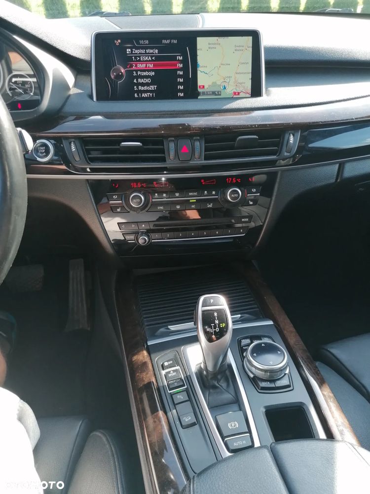 BMW X5 xDrive35i M Sport Edition - 8