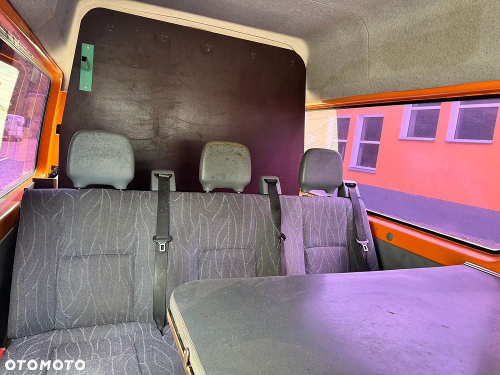 Mercedes-Benz Sprinter - 9