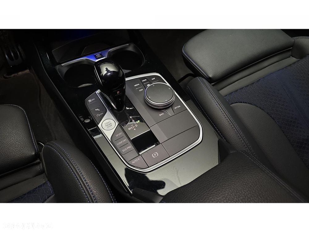 BMW Seria 2 218i M Sport - 22