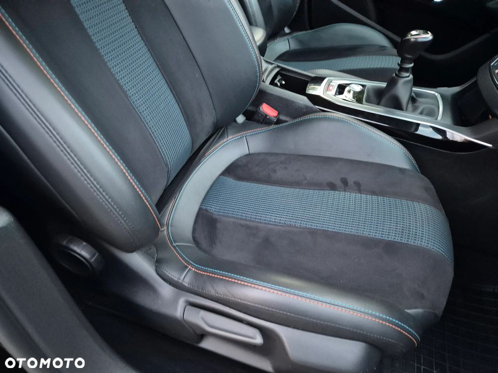 Peugeot 308 BlueHDi 130 Stop & Start Tech Edition - 21