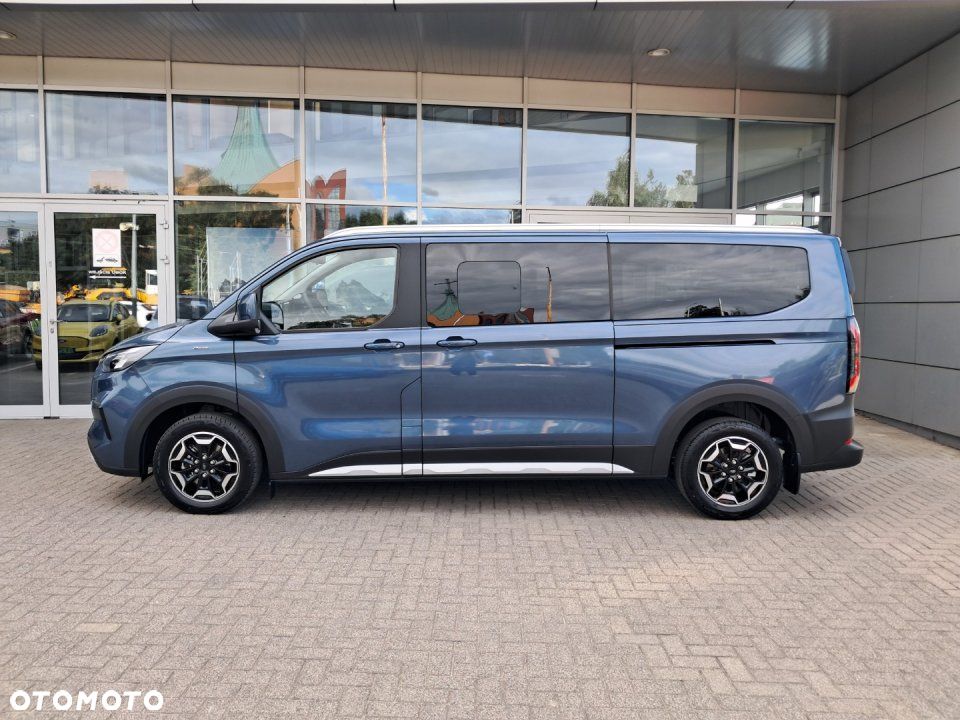 Ford Tourneo Custom - 3