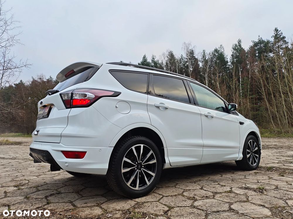 Ford Kuga - 19
