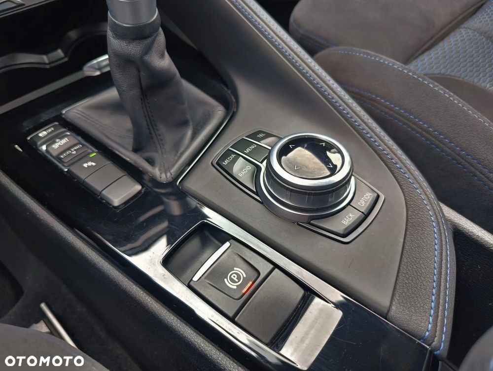 BMW X1 sDrive18d M Sport - 34