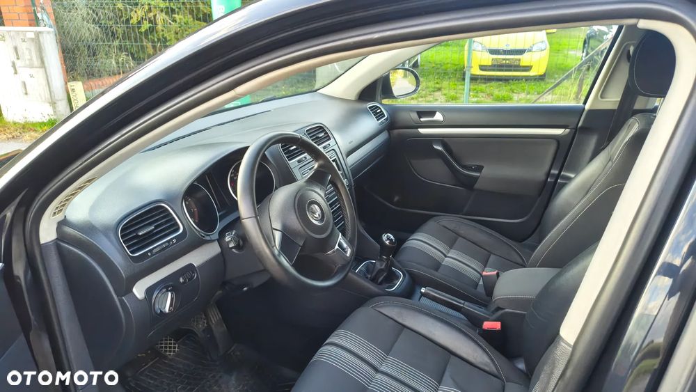 Volkswagen Golf 1.6 Edition - 12