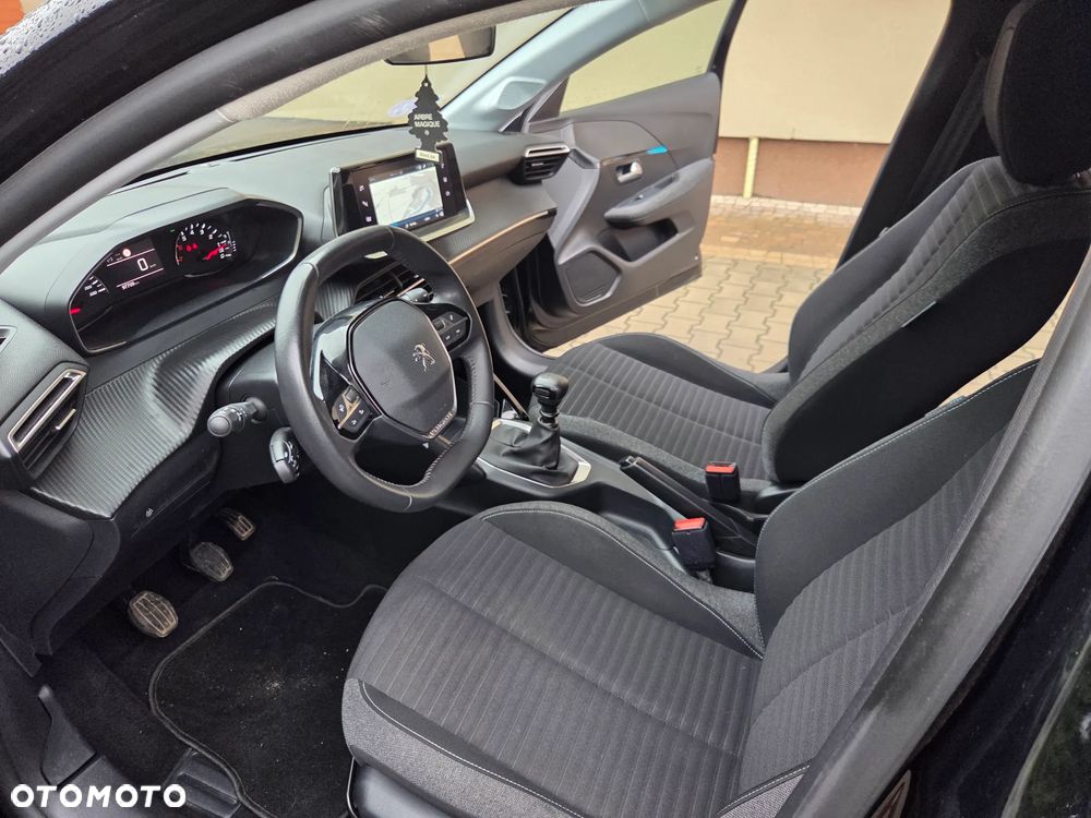 Peugeot 208 1.2 T Allure S&S - 7