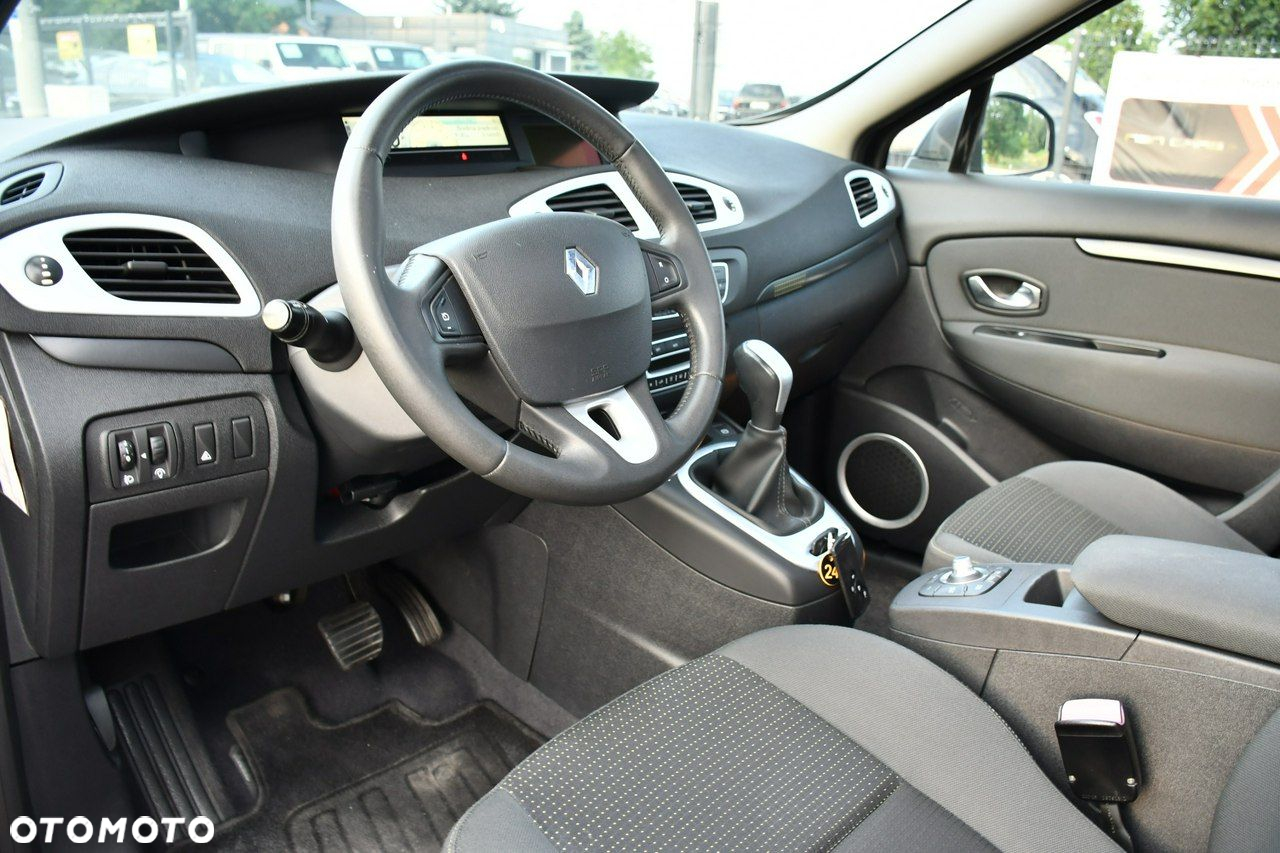 Renault Scenic 2.0 16V 140 CVT Dynamique - 29