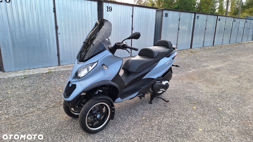Piaggio MP-3 - 1