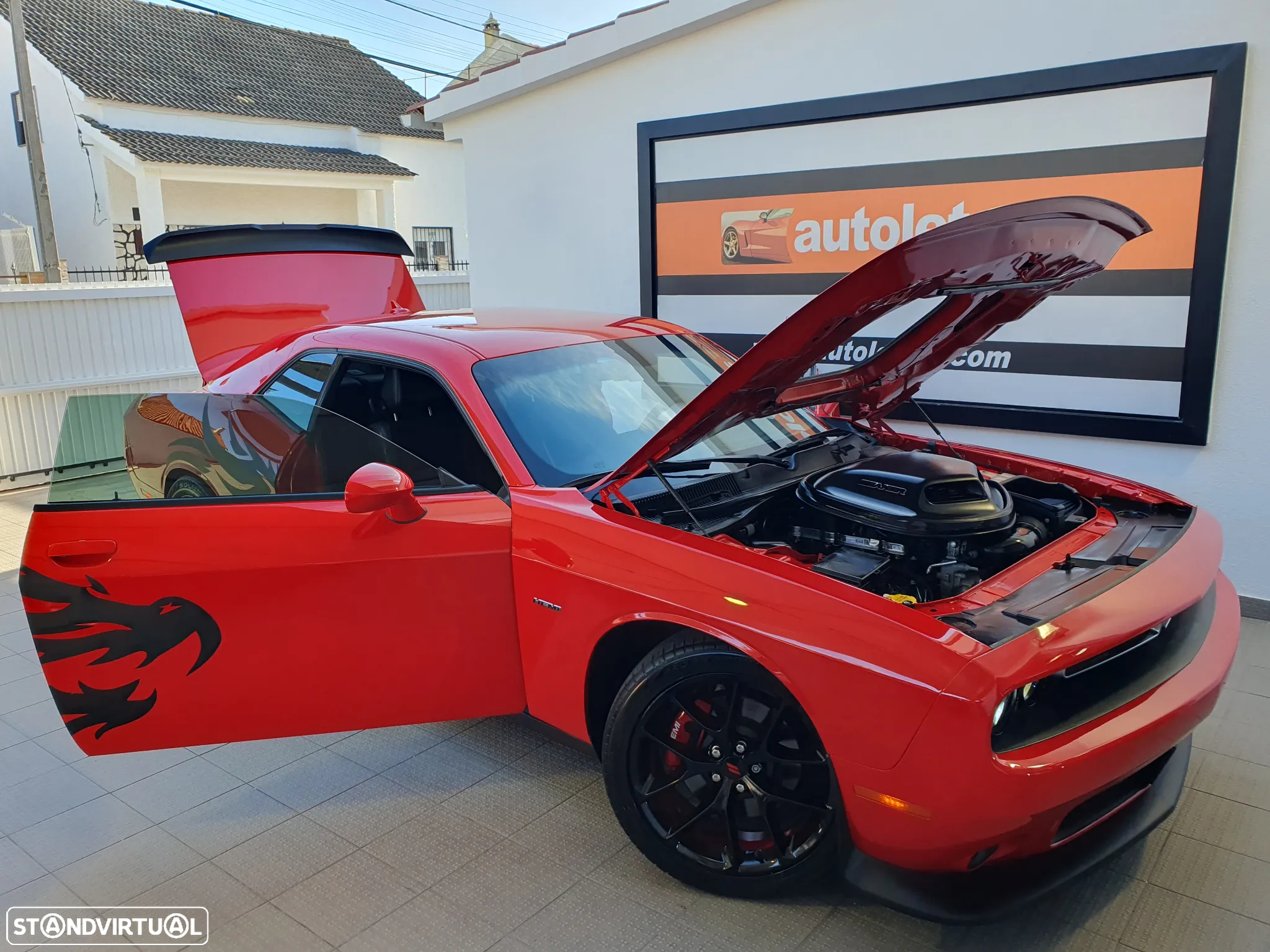 Dodge Challenger Auto R/T Plus Shaker - 19