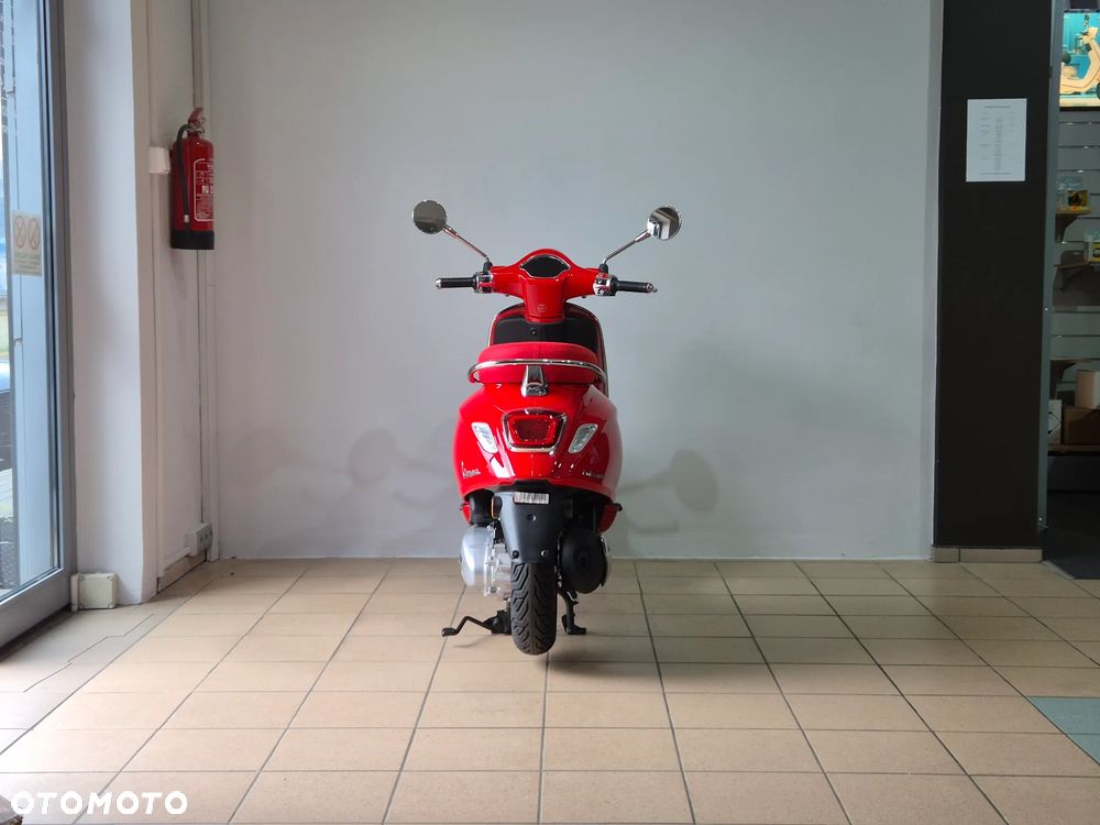 Vespa Primavera - 4
