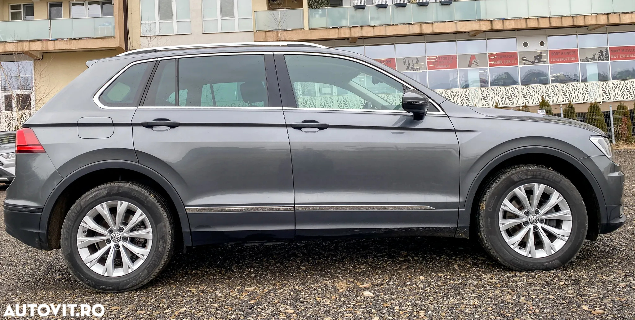 Volkswagen Tiguan 2.0 TDI DSG Elegance - 7