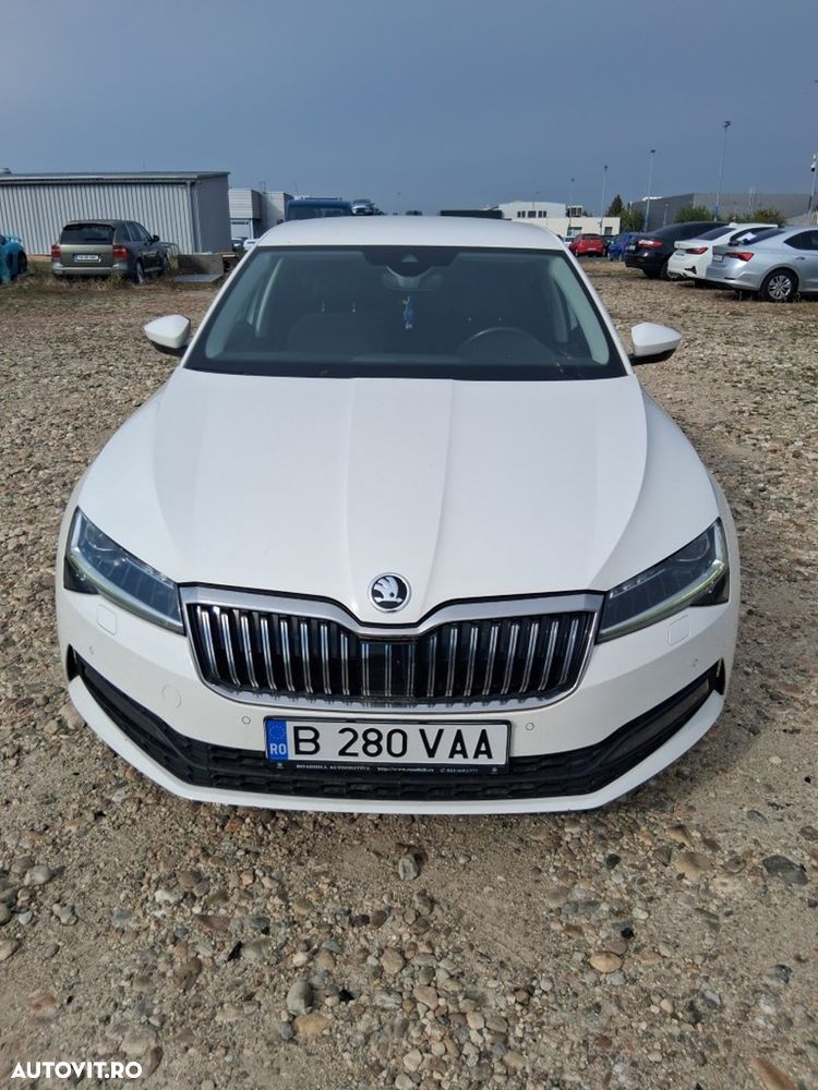 Skoda Superb 1.5 TSI DSG Ambition - 10