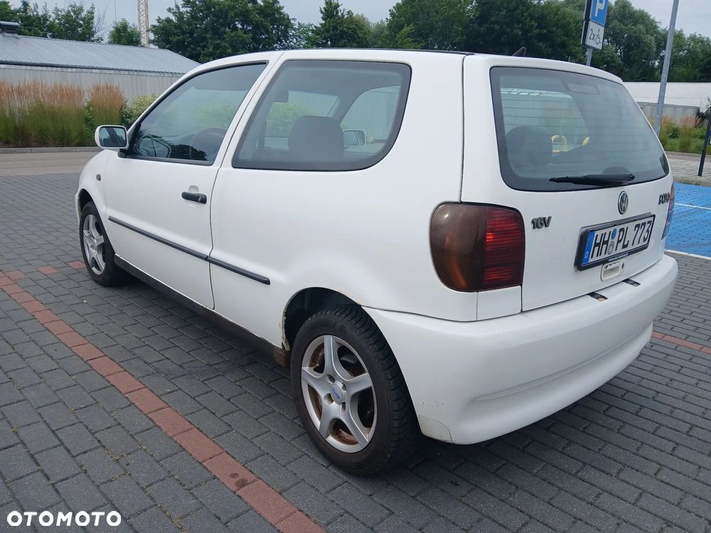 Volkswagen Polo - 4
