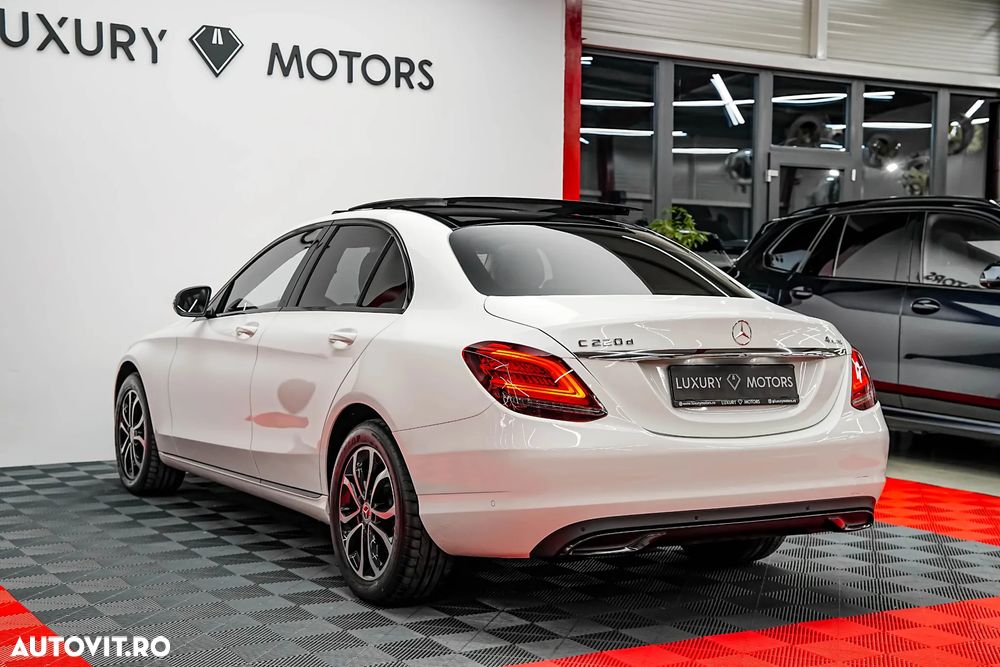 Mercedes-Benz C 220 d 4MATIC 9G-TRONIC - 7