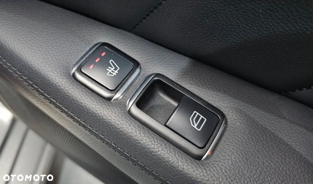 Mercedes-Benz CLS 350 BlueEFFICIENCY - 26