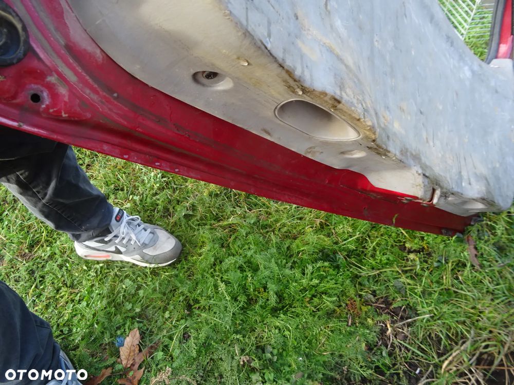 MAZDA TRIBUTE KLAPA BAGAZNIKA LADNA ZDROWA BEZ KOROZJI SZYBA ZAWIAS USZCZELKA CENTRALNY ZAMEK CZESCI ROZNE - 2