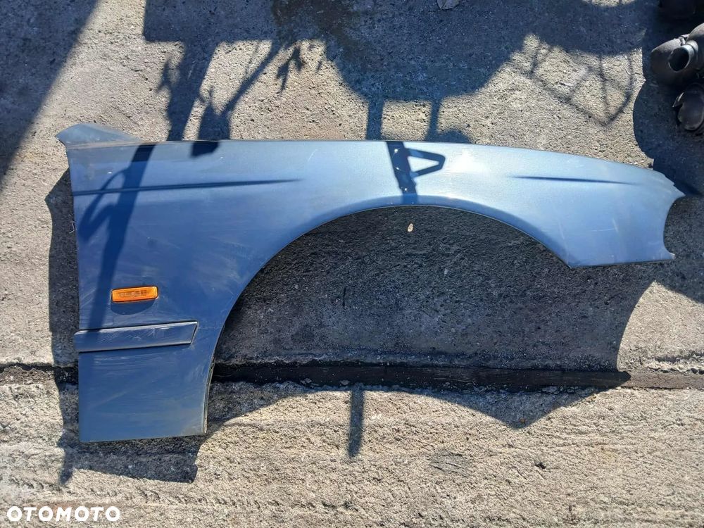 Bmw e39 Błotnik prawy - 1