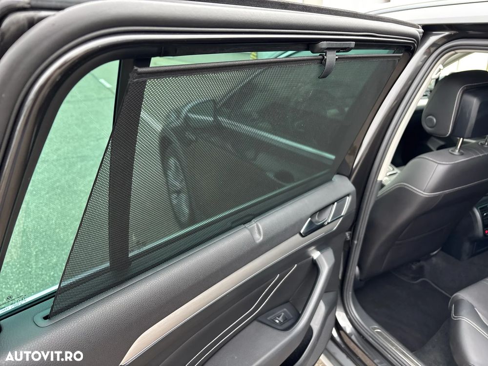 Volkswagen Passat Alltrack 2.0 TDI SCR DSG 4Motion - 25