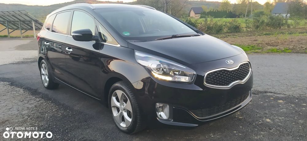 Kia Carens 1.6 GDI Dream Team Edition - 3