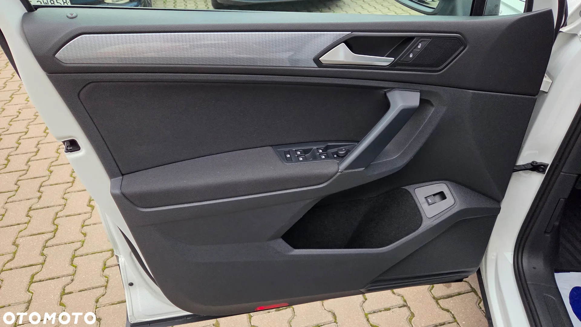 Volkswagen Tiguan 1.5 TSI EVO Life DSG - 23