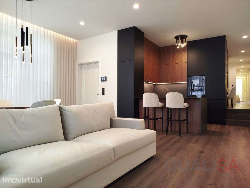 Apartamento T1 com pátio, equipado e mobilado, em S. Vicente em Bra... - Grande imagem: 3/25