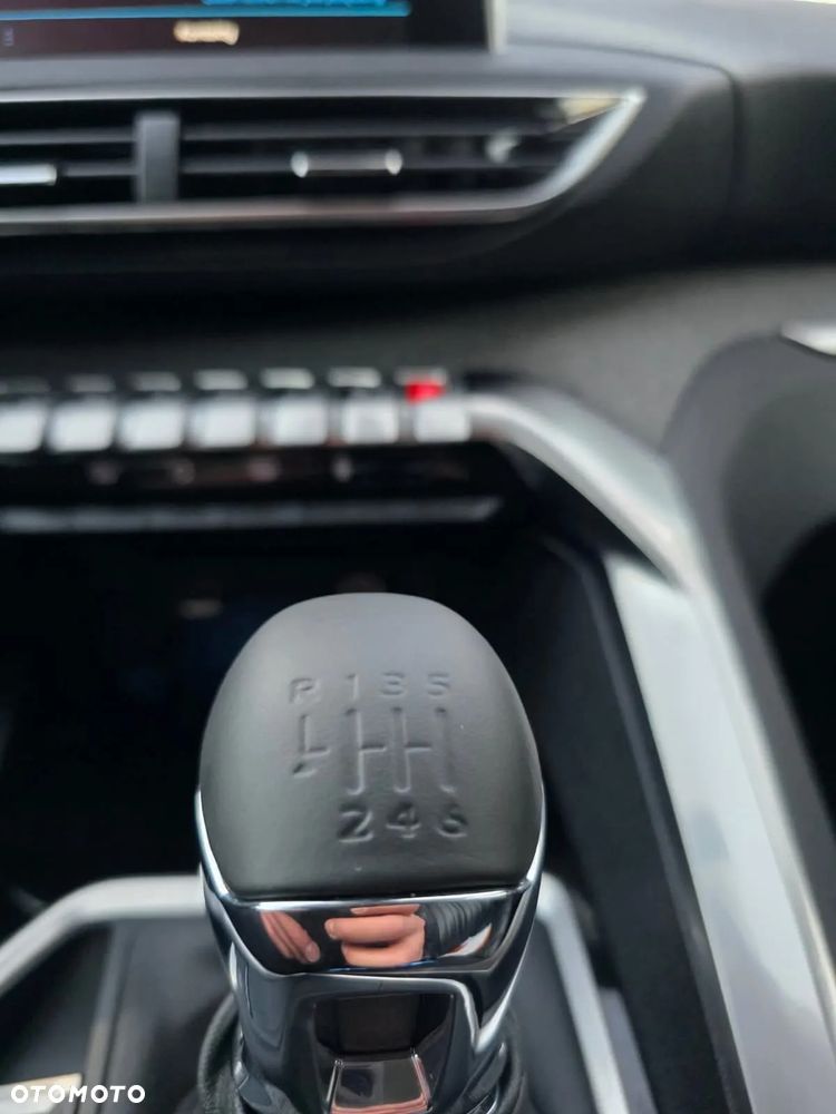 Peugeot 5008 1.5 BlueHDI Allure S&S - 13