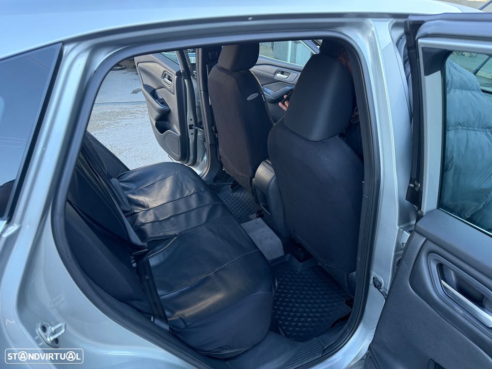 Nissan Qashqai +2 - 8