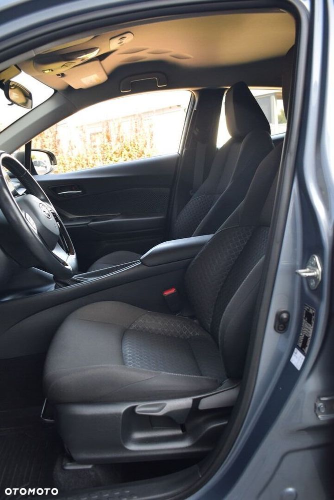 Toyota C-HR 1.8 Hybrid GPF Comfort - 13