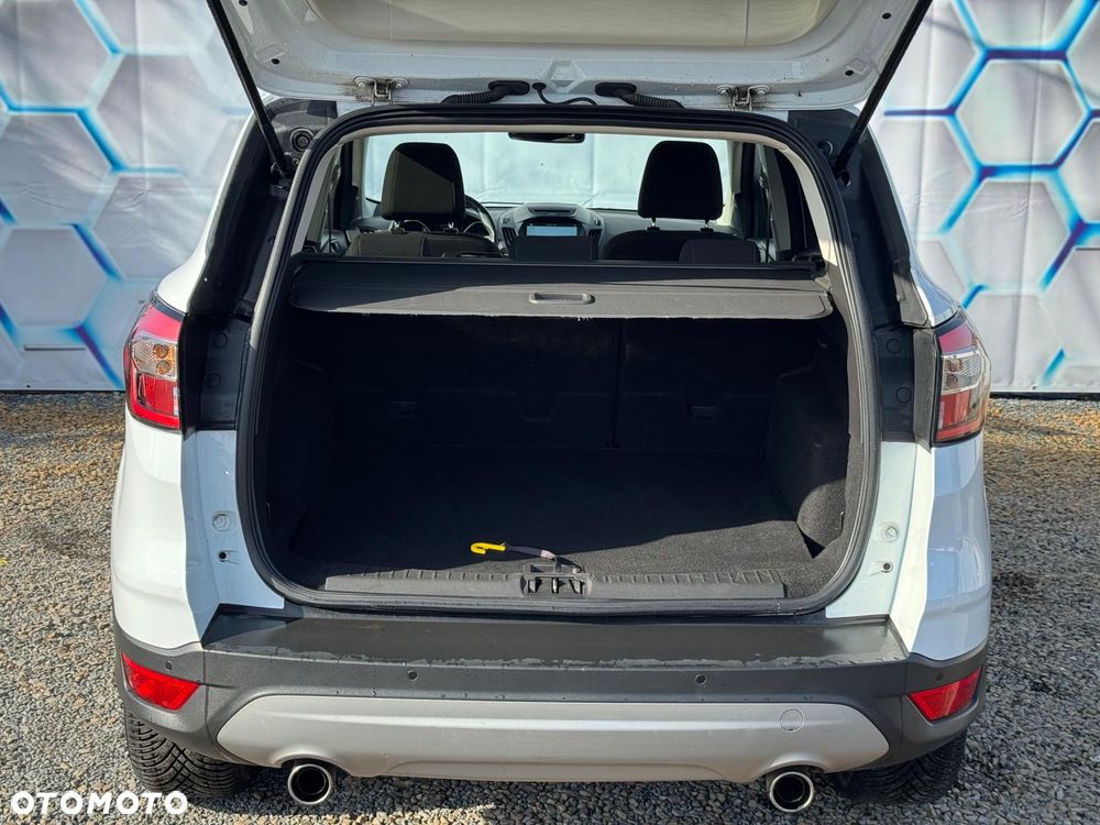 Ford Kuga 1.5 EcoBoost 2x4 Business Edition - 10