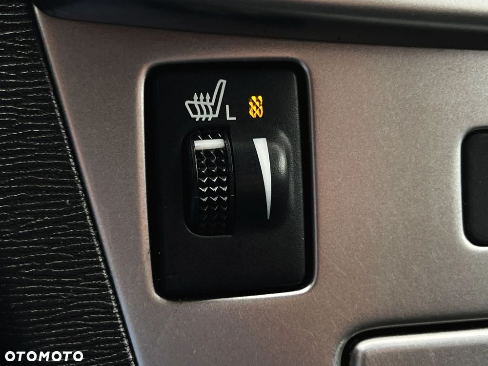 Toyota Avensis 1.8 Premium - 28