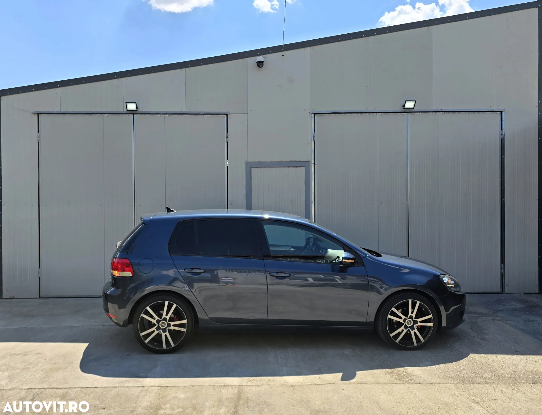 Volkswagen Golf 1.6 TDI DPF BlueMotion Technology Comfortline - 7
