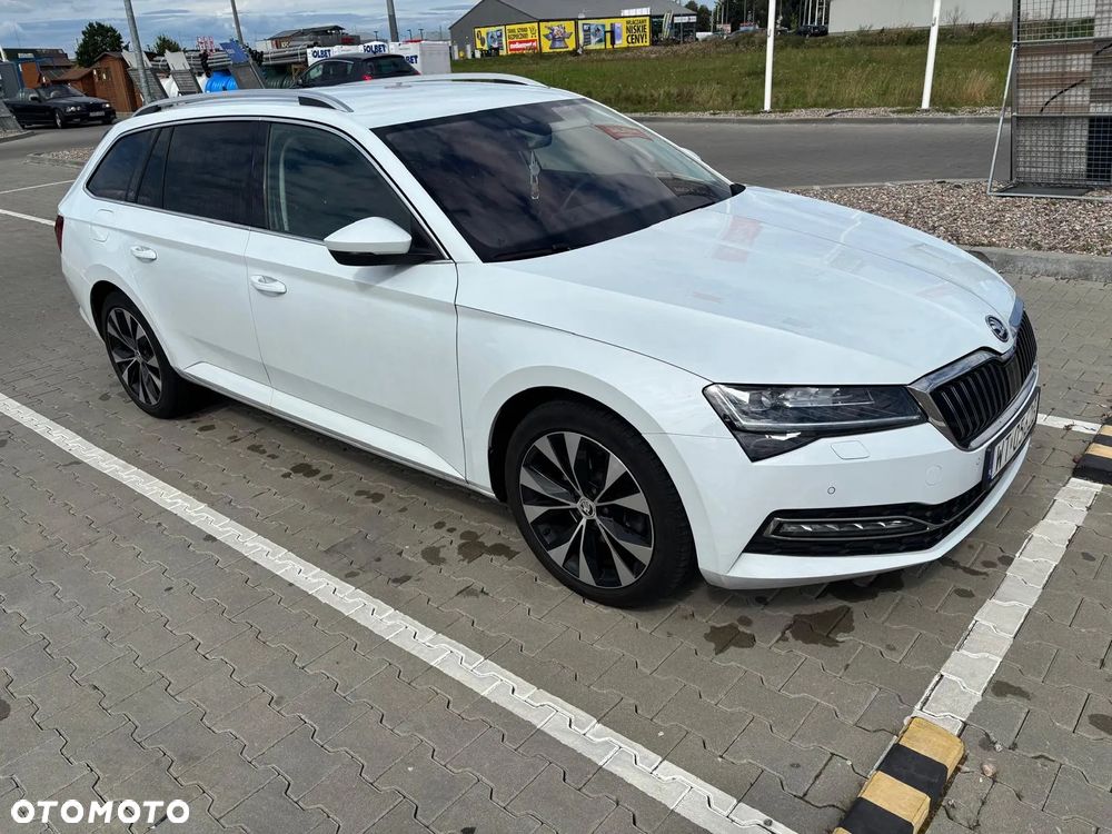 Skoda Superb 2.0 TDI SCR Style DSG - 4