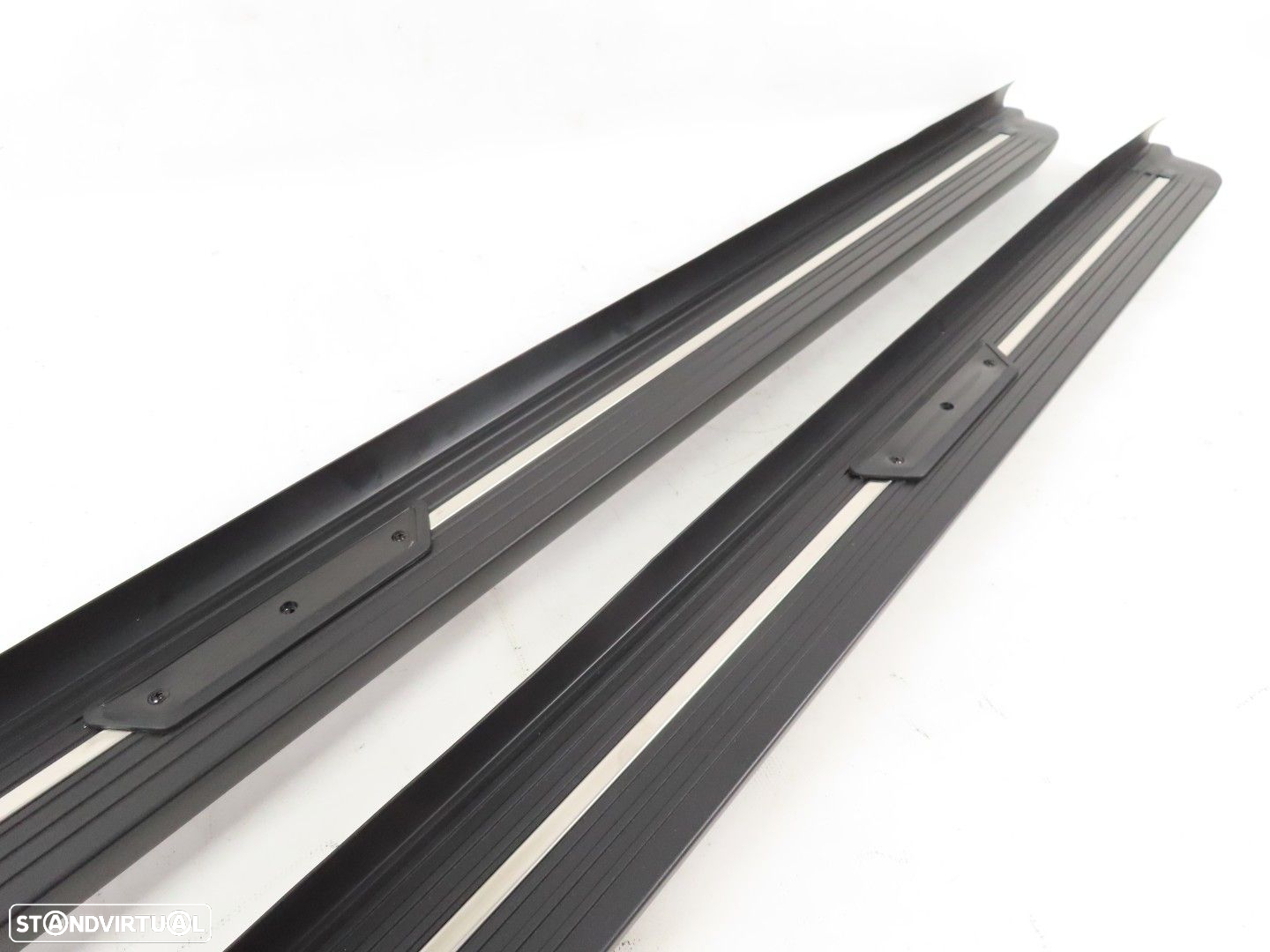 Embaladeiras e estribos Novo NISSAN QASHQAI II Closed Off-Road Vehicle (J11, J11... - 2