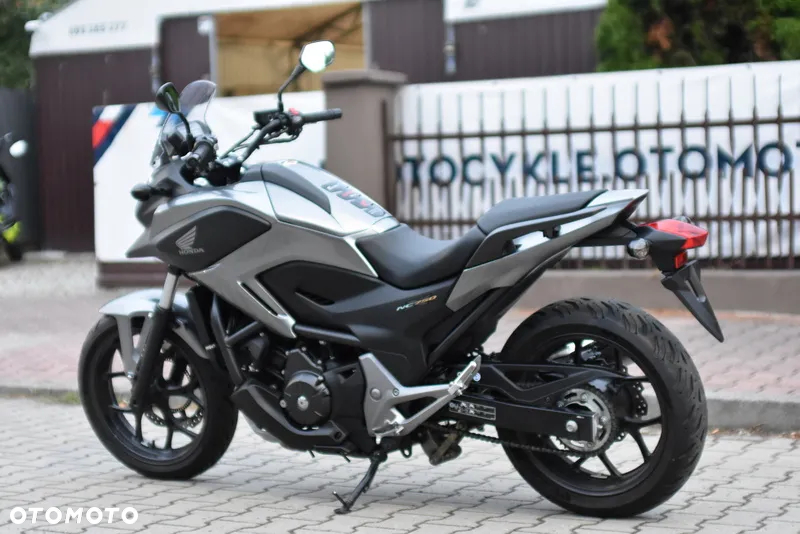 Honda NC - 19