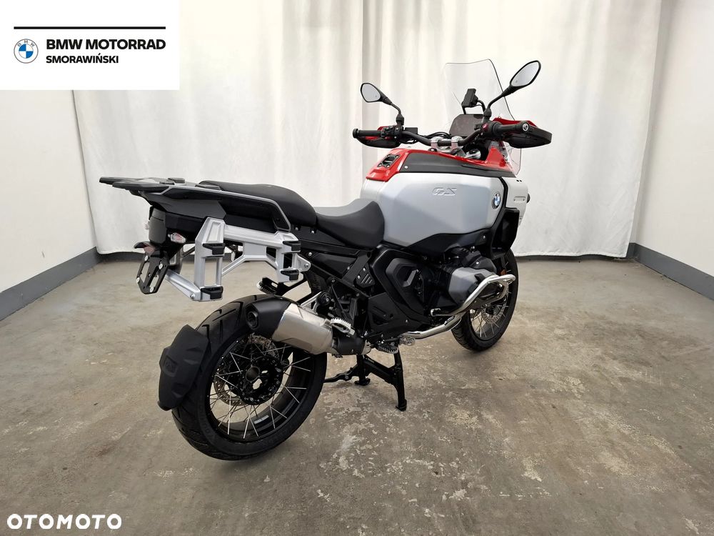 BMW R - 8