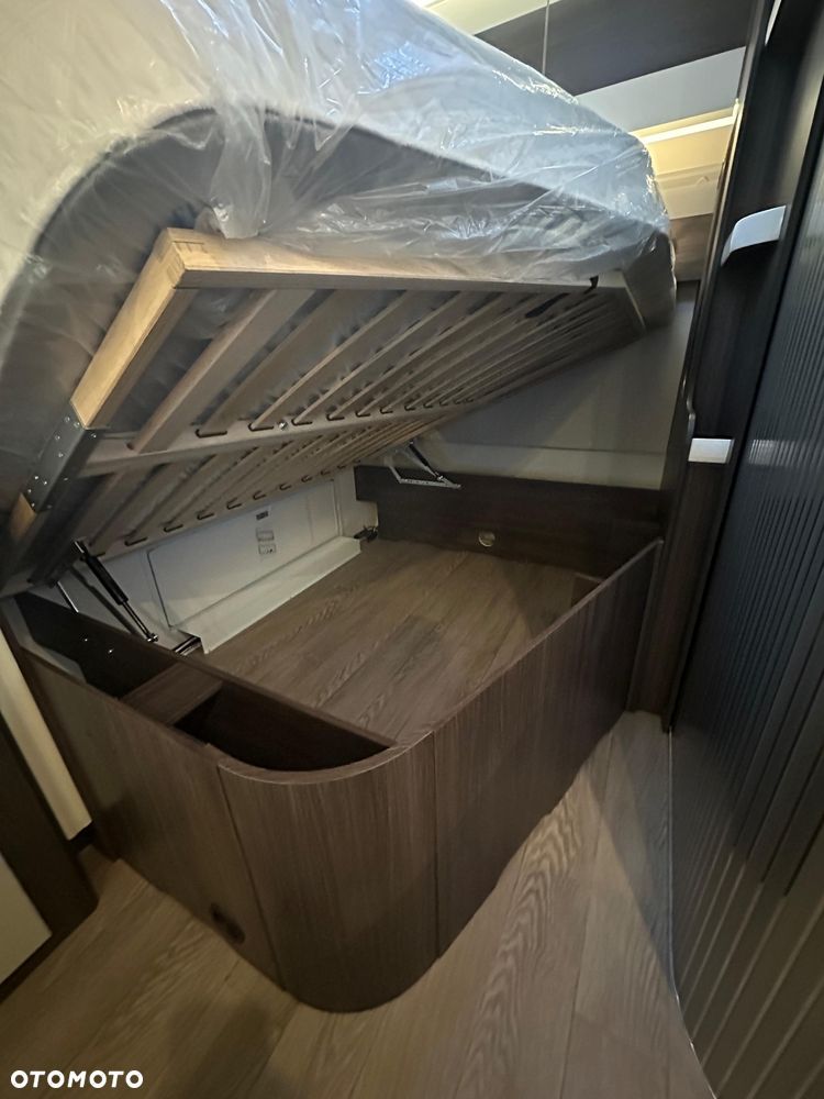 Hobby 560 FC PRESTIGE - 17