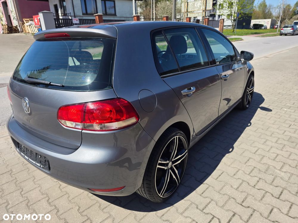 Volkswagen Golf 1.6 Edition - 16