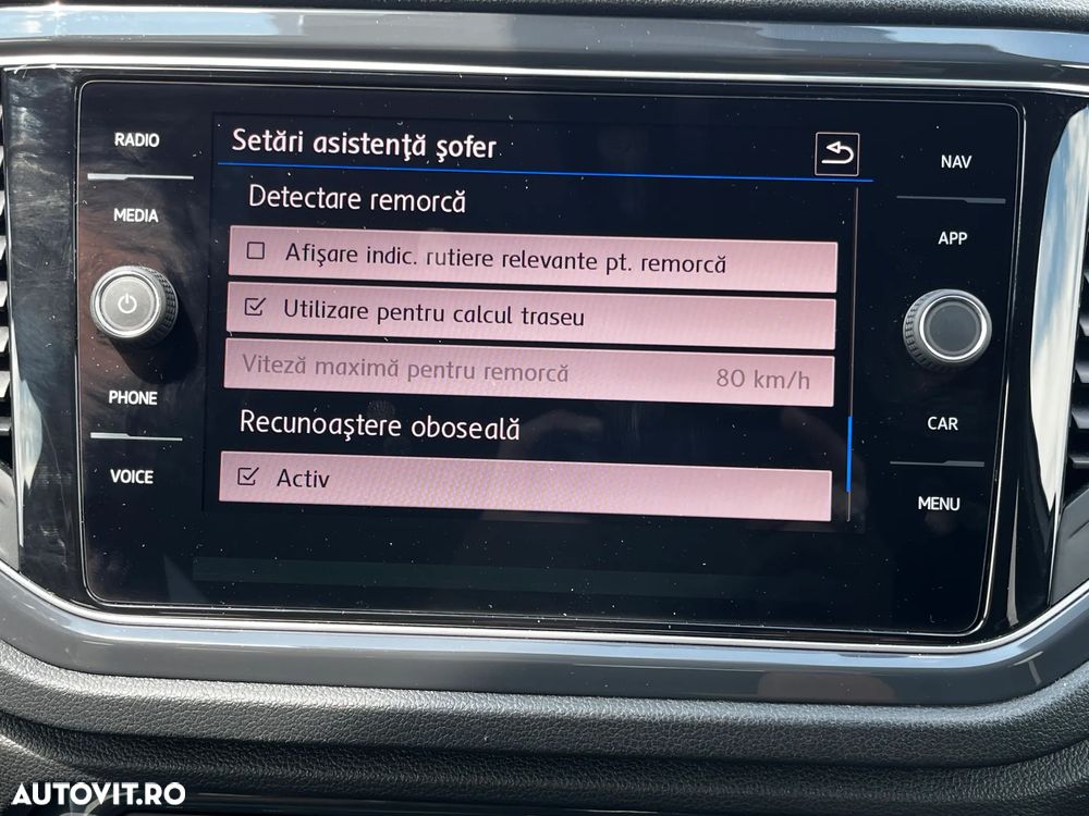 Volkswagen T-Roc - 29