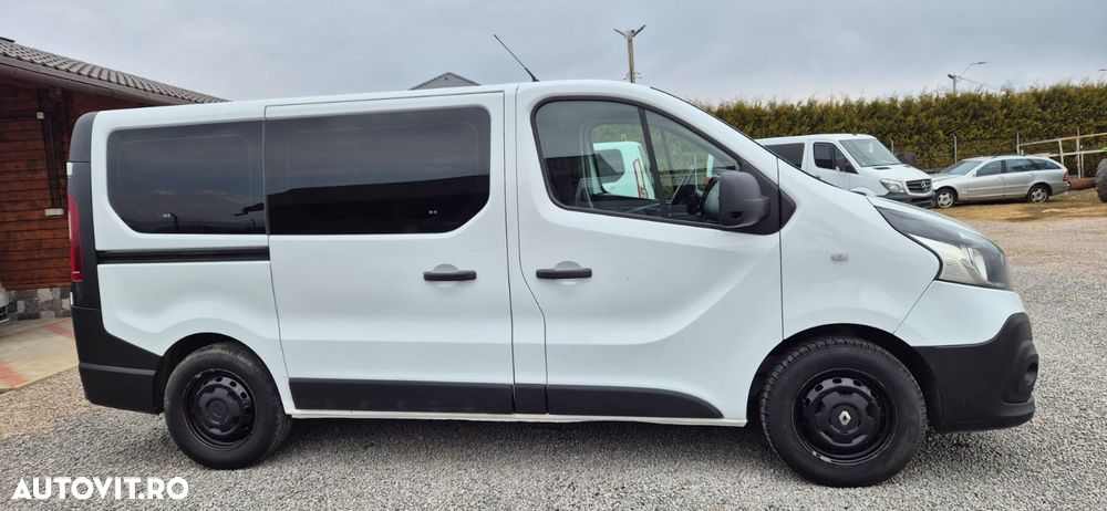 Renault Trafic Combi L1H1 8+1 Authentique - 10