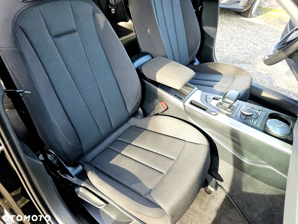 Audi A4 Avant 2.0 TDI S tronic - 34