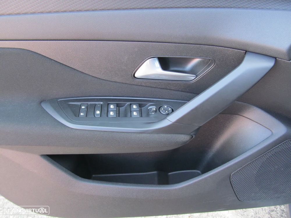 Peugeot 308 PureTech 130 Active Pack - 11