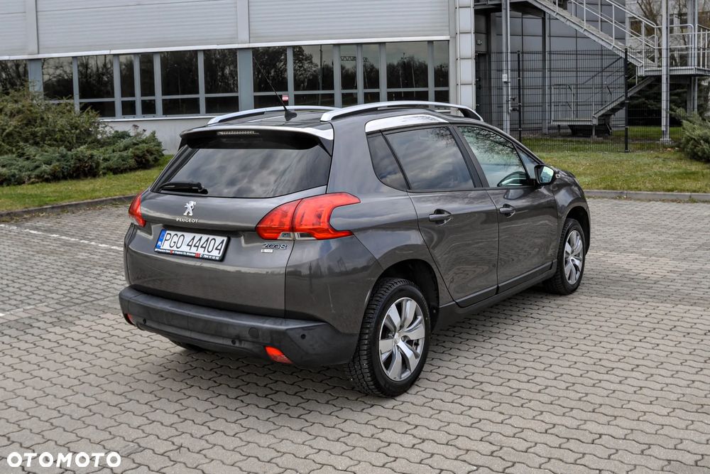 Peugeot 2008 - 4