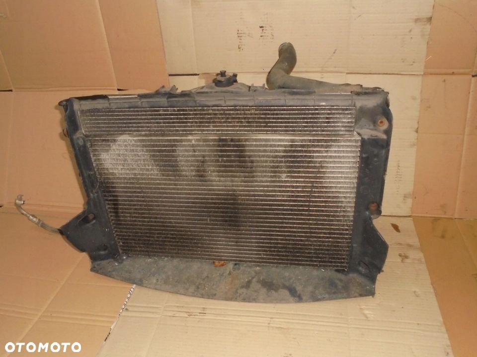 CHLODNICA WODY ALFA 147 1.6 - 1