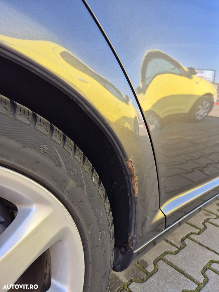 Toyota Avensis 2.0 Sedan Executive - 8