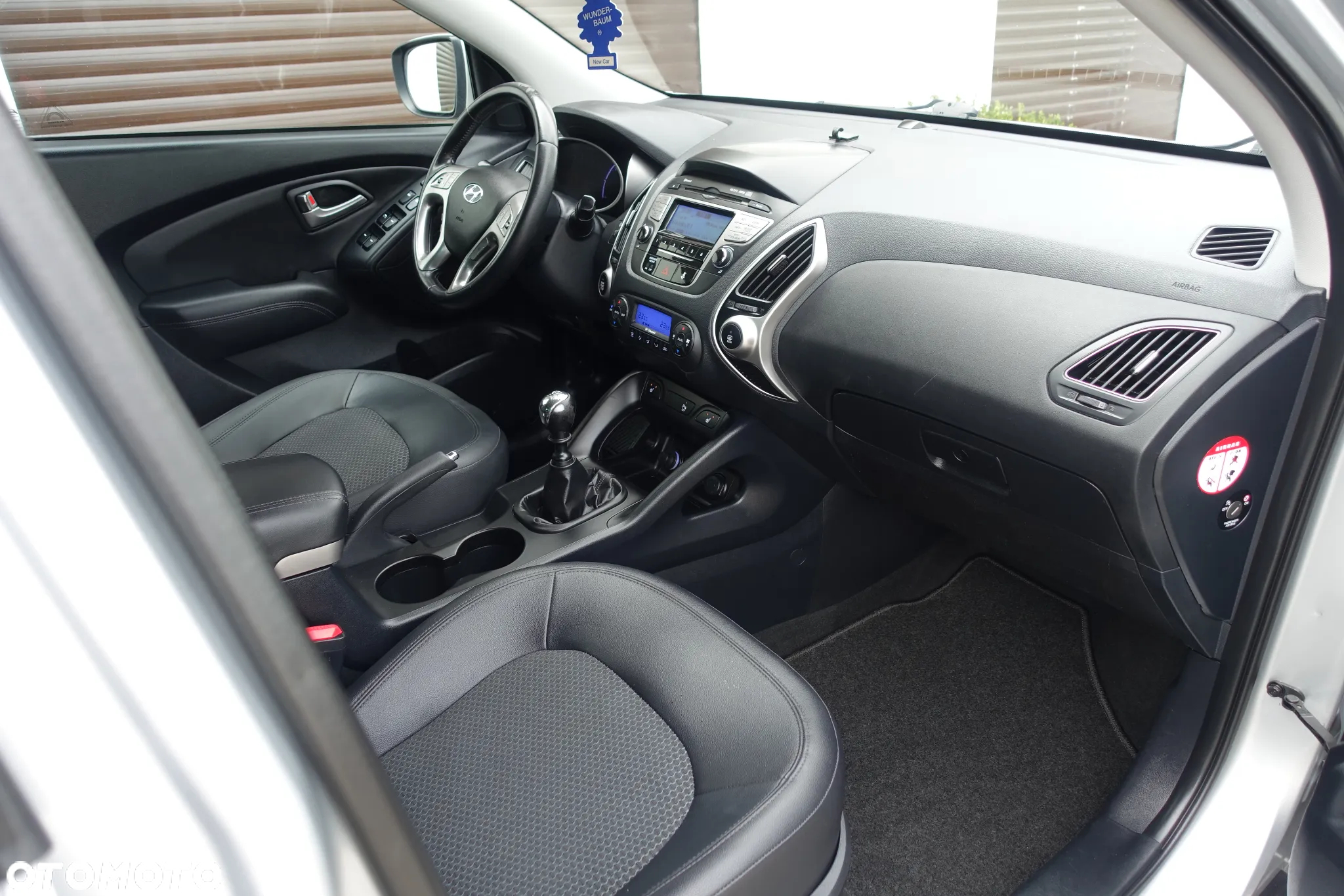 Hyundai ix35 1.7 CRDi 2WD blue Style - 14