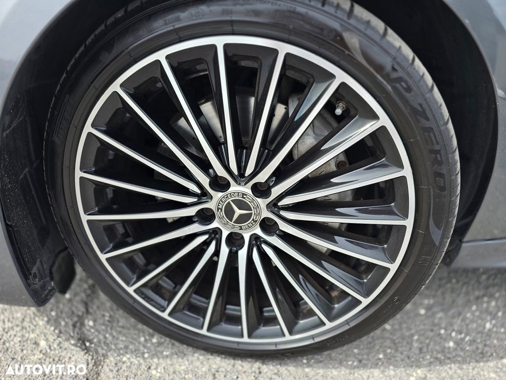 Mercedes-Benz C 300 d MHEV - 11