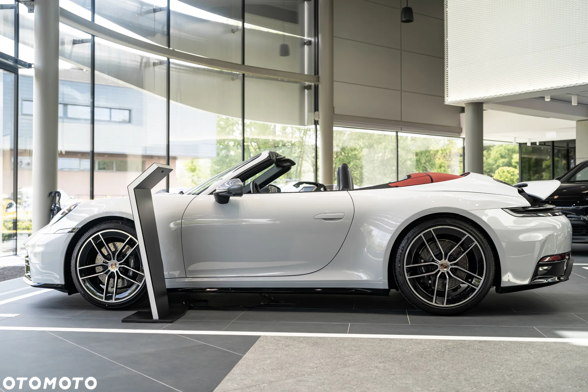 Porsche 911 Carrera T - 4