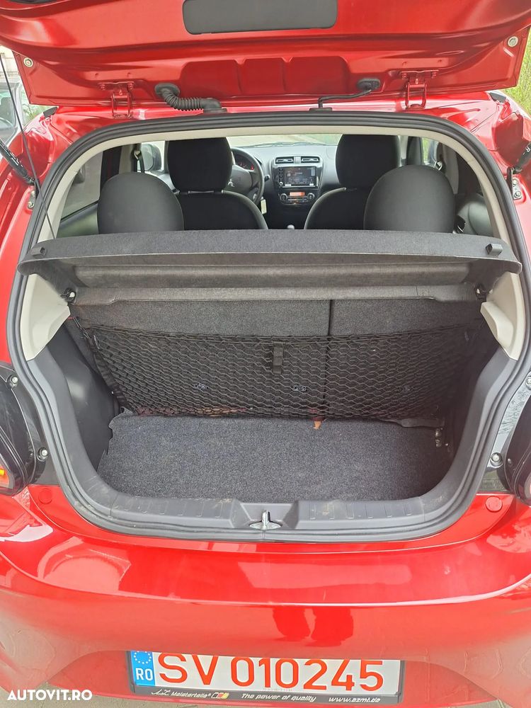 Mitsubishi Mirage - 4