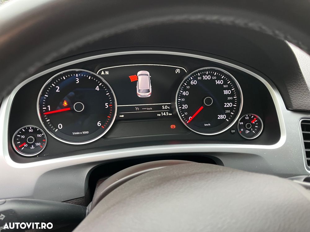 Volkswagen Touareg 3.0 V6 TDI BMT - 19