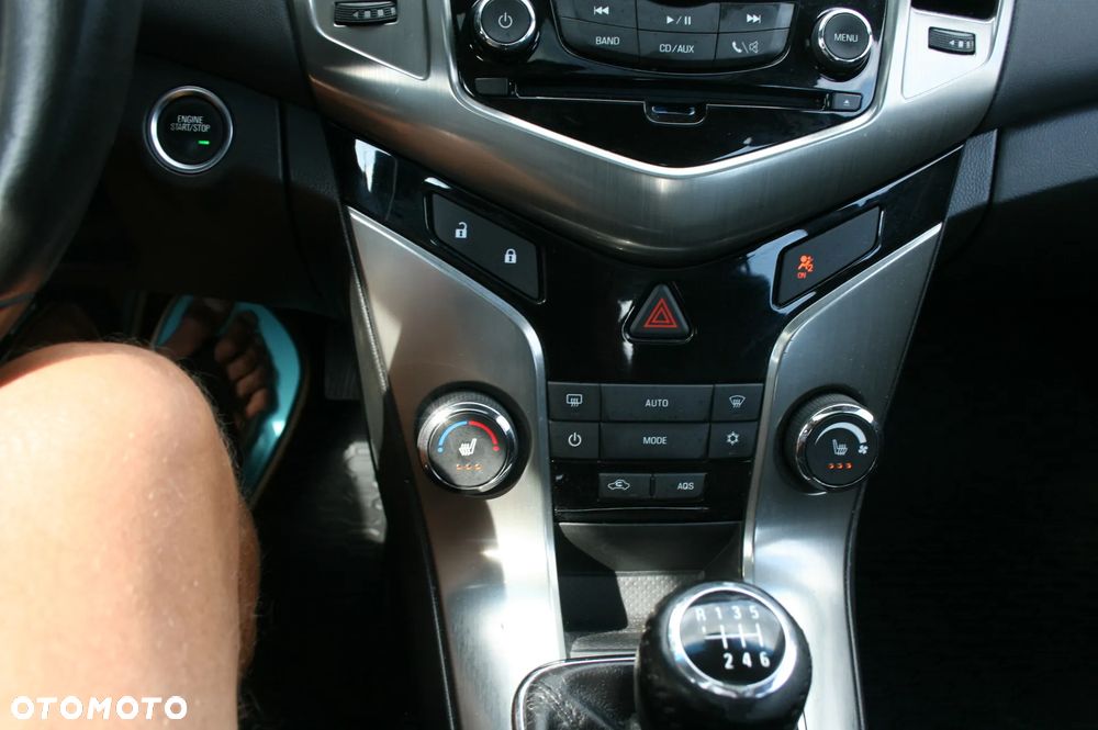 Chevrolet Cruze - 15
