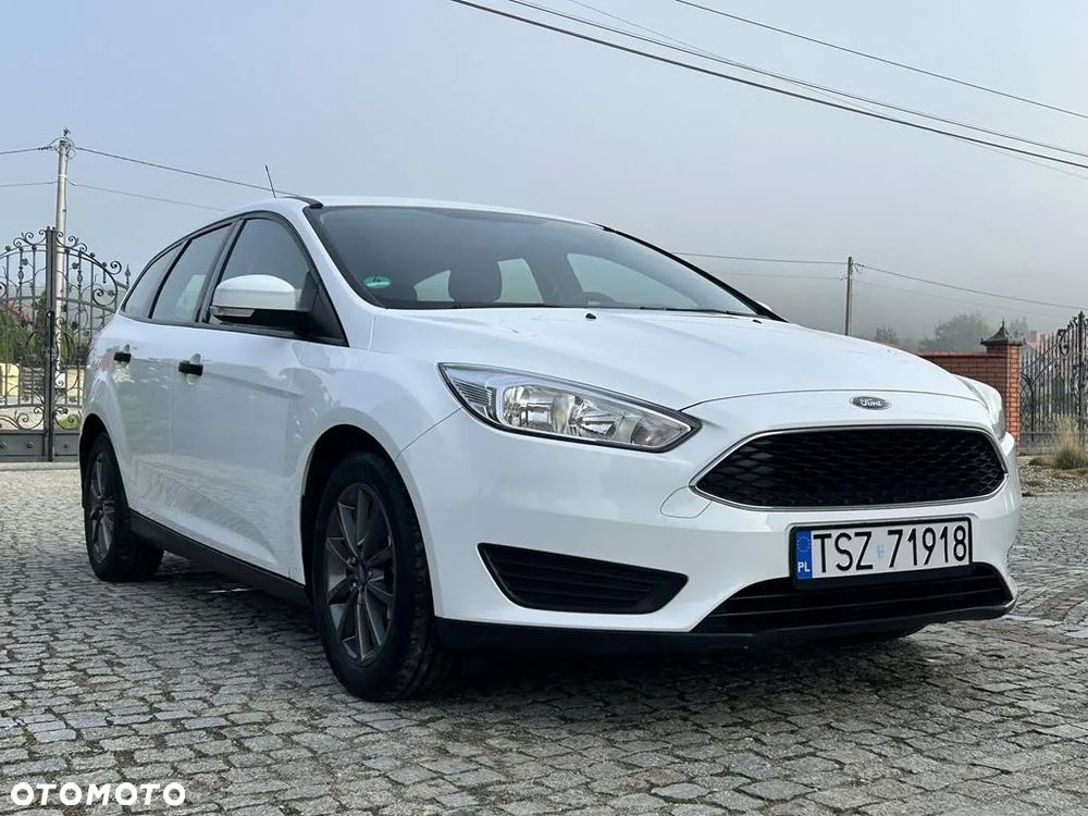 Ford Focus - 24